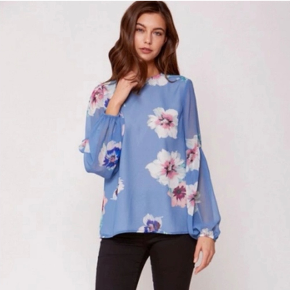 Yumi Kim Floral Blue Women's Top. Size XS